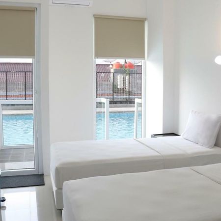 Indoluxe Rent Apartment Maguwo Экстерьер фото